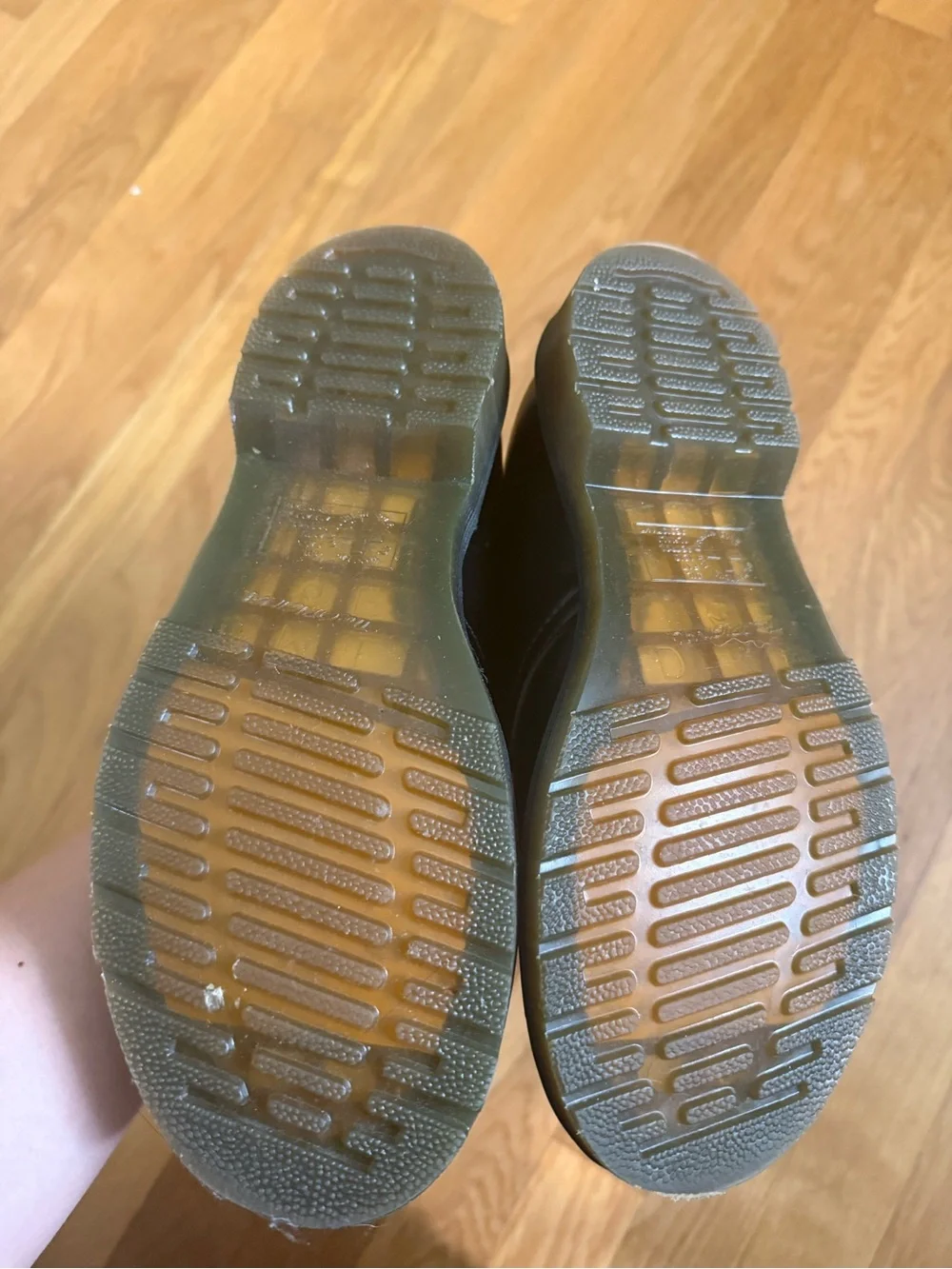 Dr. Martens 6th wore handful